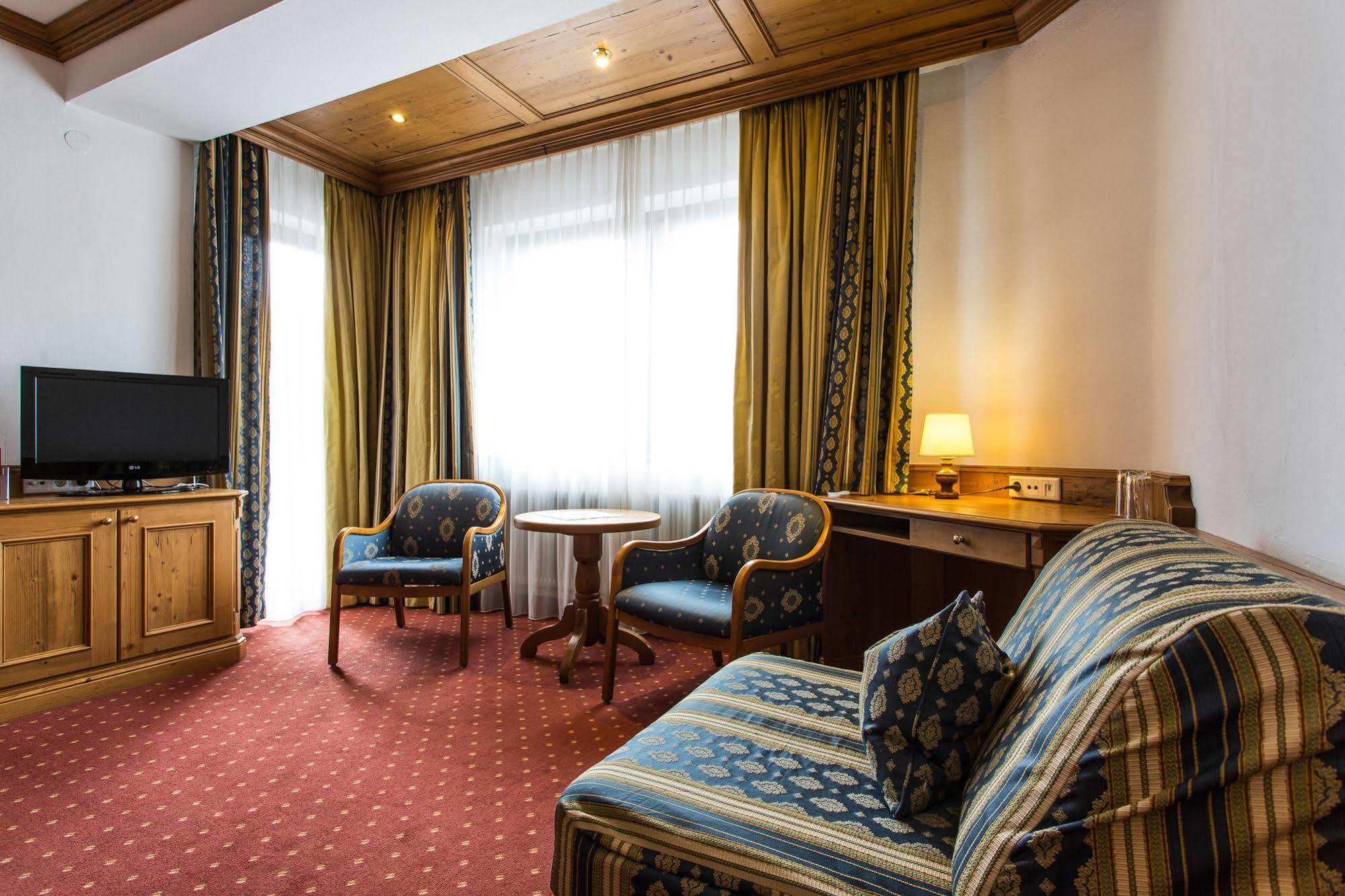 Hotel Alte Schmiede Hiltpolt 4*